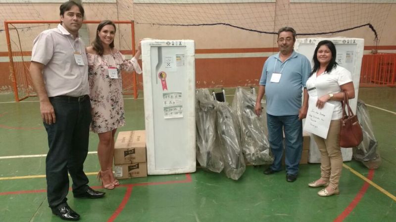 Primeira Dama de Perdizes Danielle Borges participa de encontro e traz benefícios para o Lar do Idoso de Perdizes.